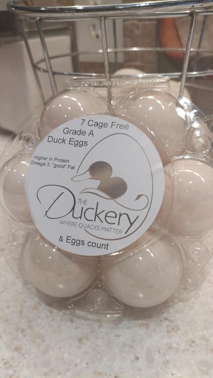 Duck_eggs_logo